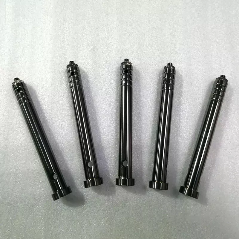 정밀 가공된 자동차 부품 및 자동 고정장치